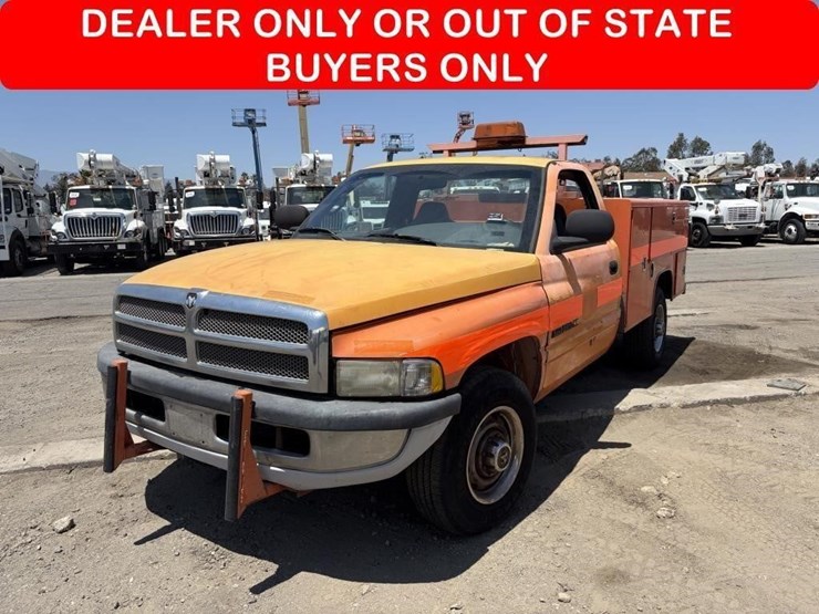 2001-dodge-ram-2500-image-1