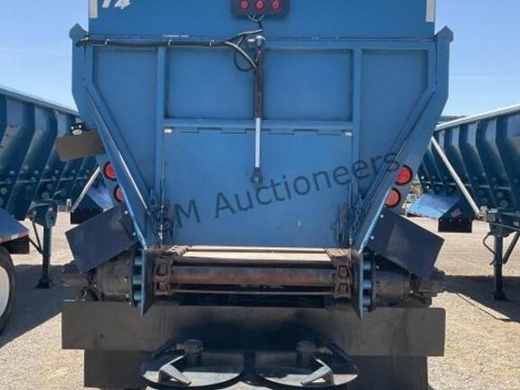 2012-versa-v-bottom-spreader-trailer-image-5