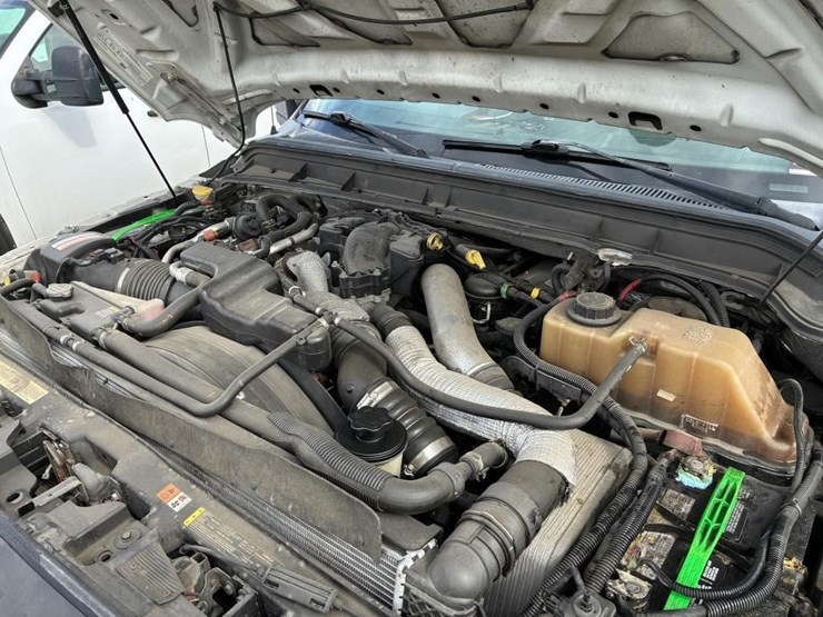 2012-ford-f550-image-6