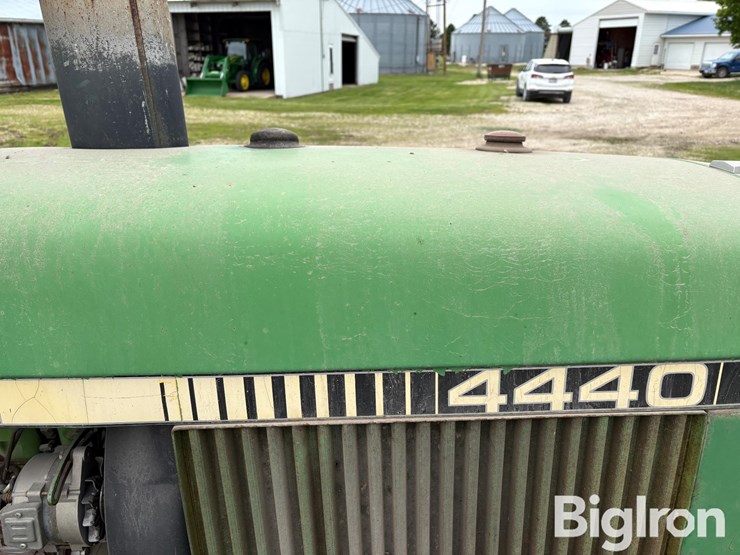 1982-john-deere-4440-image-16