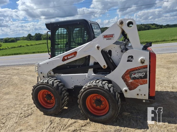 2024-bobcat-s650-image-12