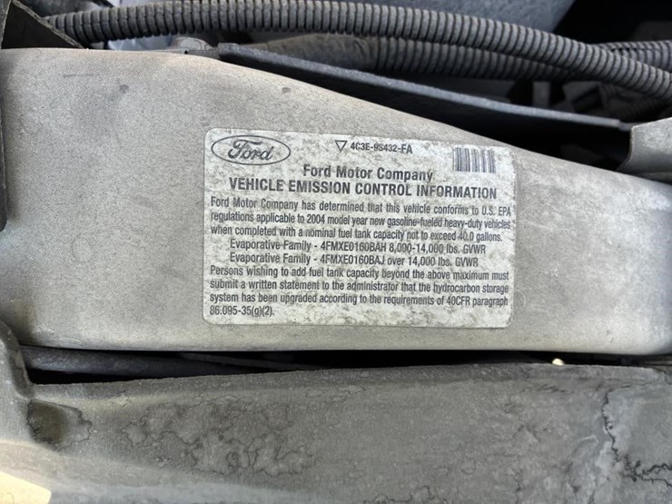 2004-ford-f350-image-10
