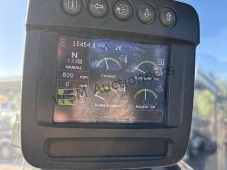 2017-deere-624k-image-28
