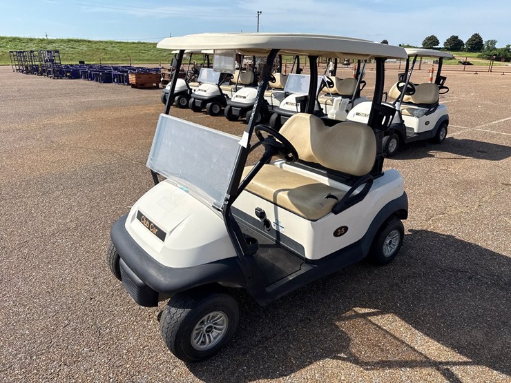 #9455-•-2021-club-car-precedent-w/charger-image-2