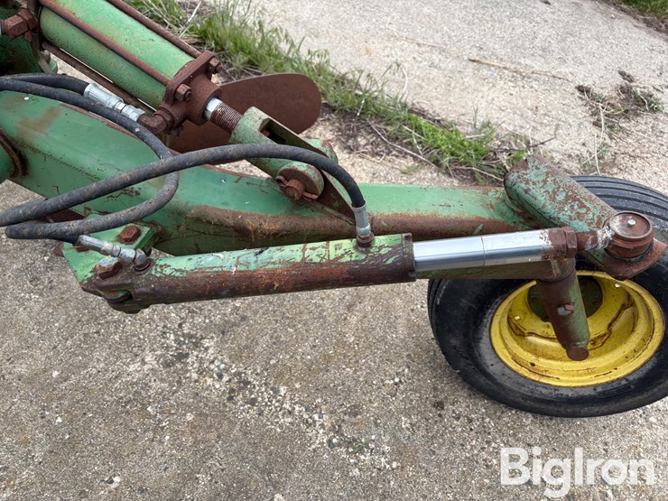 john-deere-2700-image-17