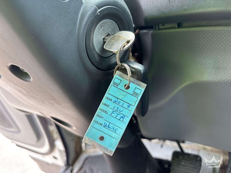 2019-isuzu-ftr-image-57