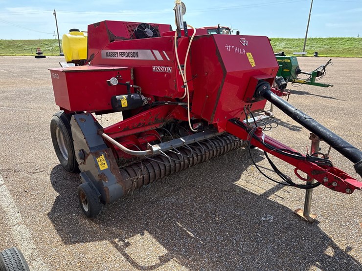 massey-ferguson-1840-image-8