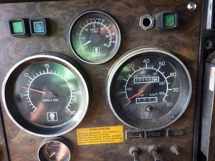 1995-kenworth-w900-image-29