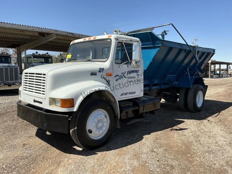 2000-international-4900-image-1