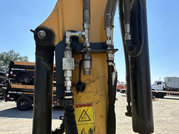 2020-caterpillar-303.5-image-7