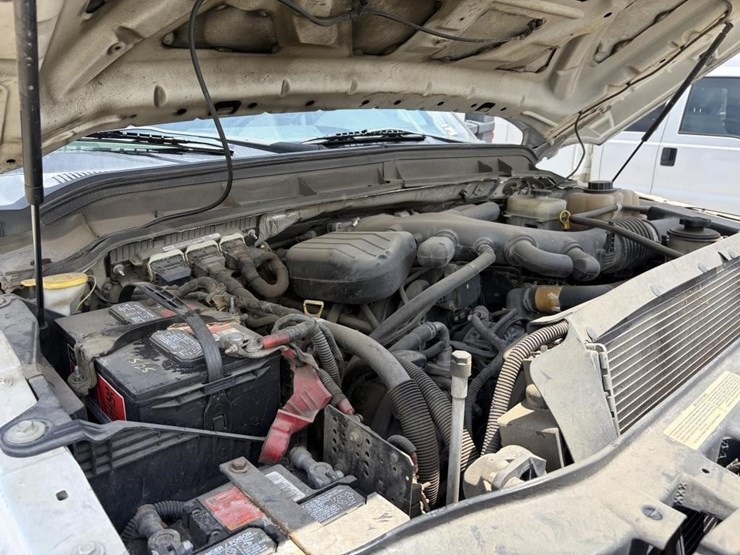 2012-ford-f450-image-8