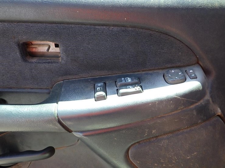 1999-chevrolet-1500-image-25