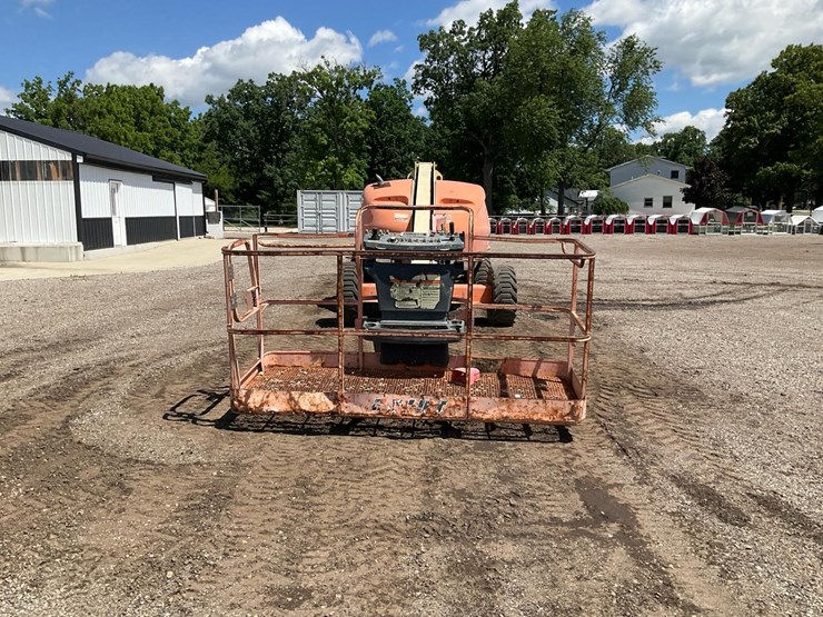 2007-jlg-400s-image-8