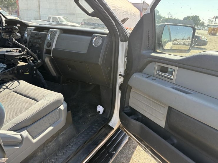 2011-ford-f150-xlt-image-10