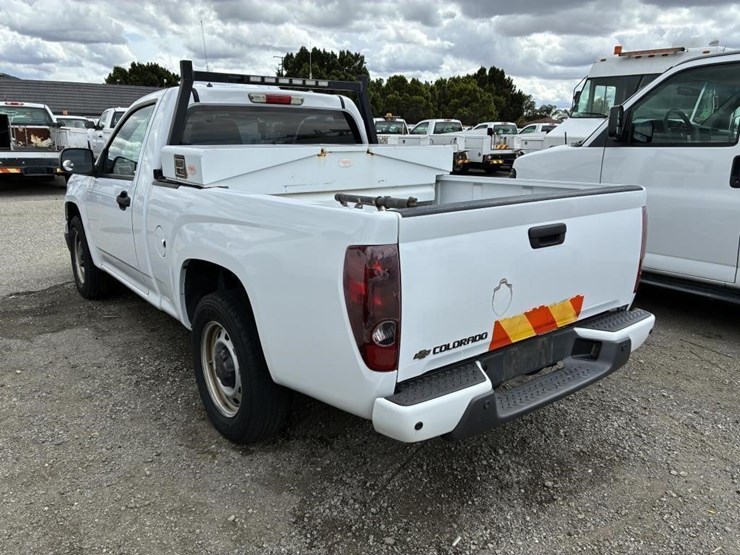 2011-chevrolet-colorado-image-4