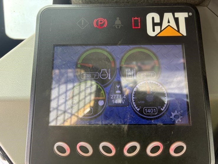 2014-caterpillar-246d-image-22