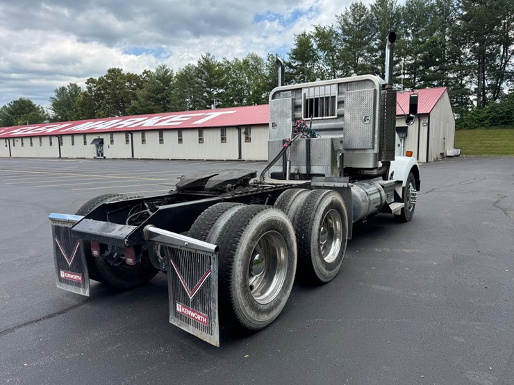 2007-kenworth-t800-image-4