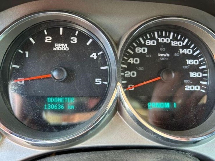 2012-chevrolet-silverado-3500hd-image-74