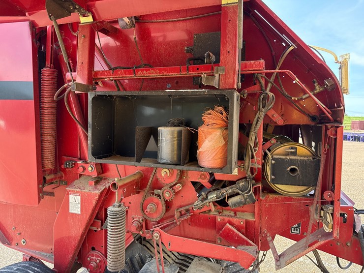 case-ih-rbx463-image-13