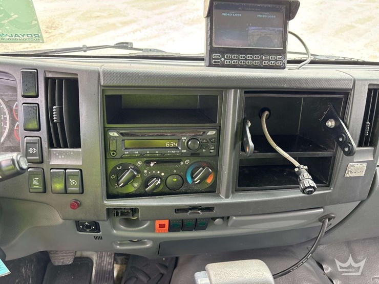 2019-isuzu-ftr-image-35