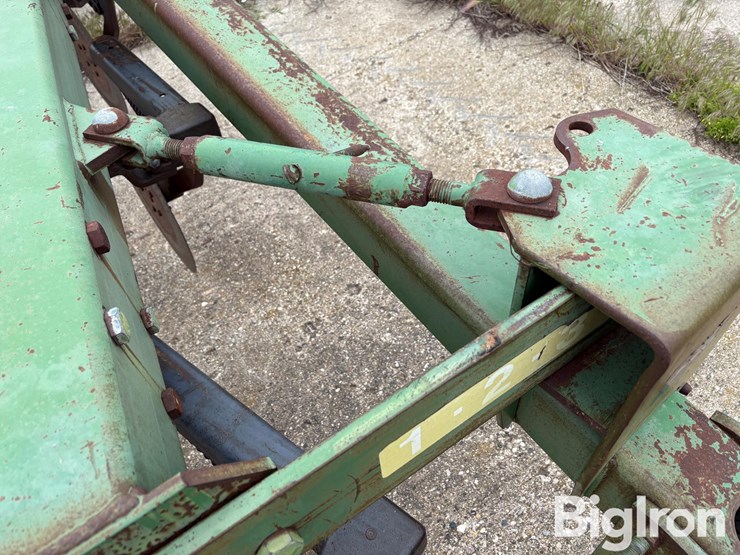 john-deere-2700-image-16