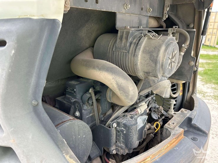 2019-bobcat-e32i-image-9
