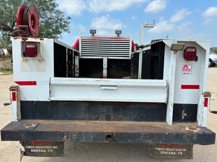 2016-ford-f550-image-5