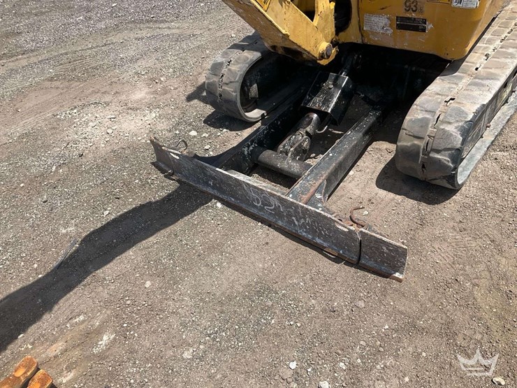 2014-caterpillar-301.7d-cr-image-10