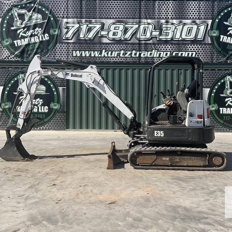 2012 BOBCAT E35