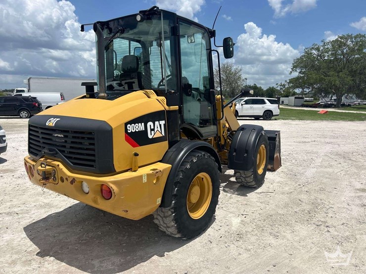2018-caterpillar-908m-image-3
