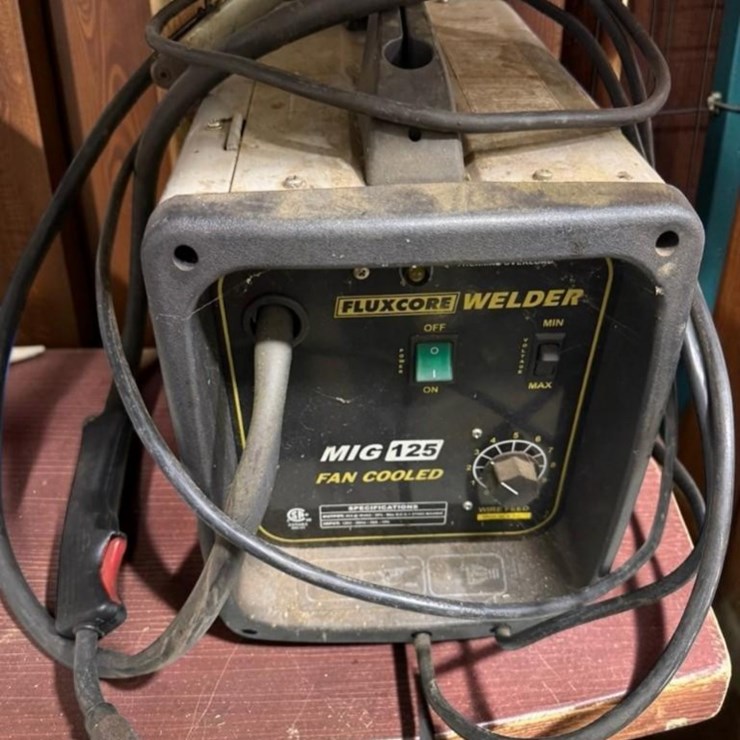 Pro-Series 125 Amp Fluxcore Welder Model MMIG125