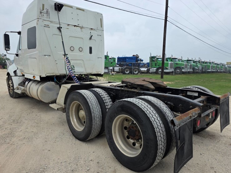 2015-international-prostar-image-7