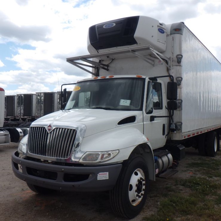 2018 INTERNATIONAL DURASTAR 4300