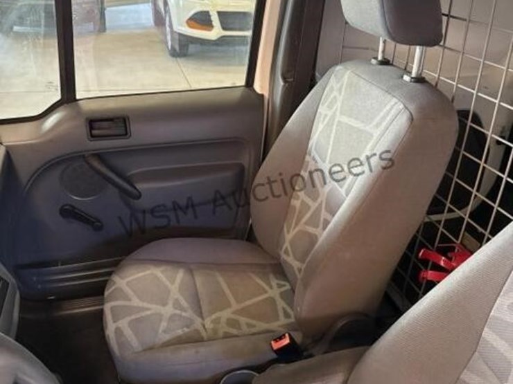 2013-ford-transit-connect-image-23