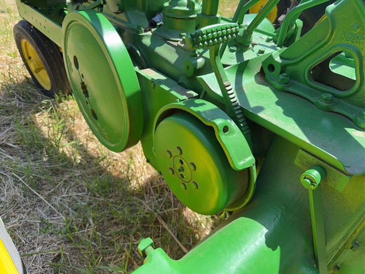 john-deere-b-image-44