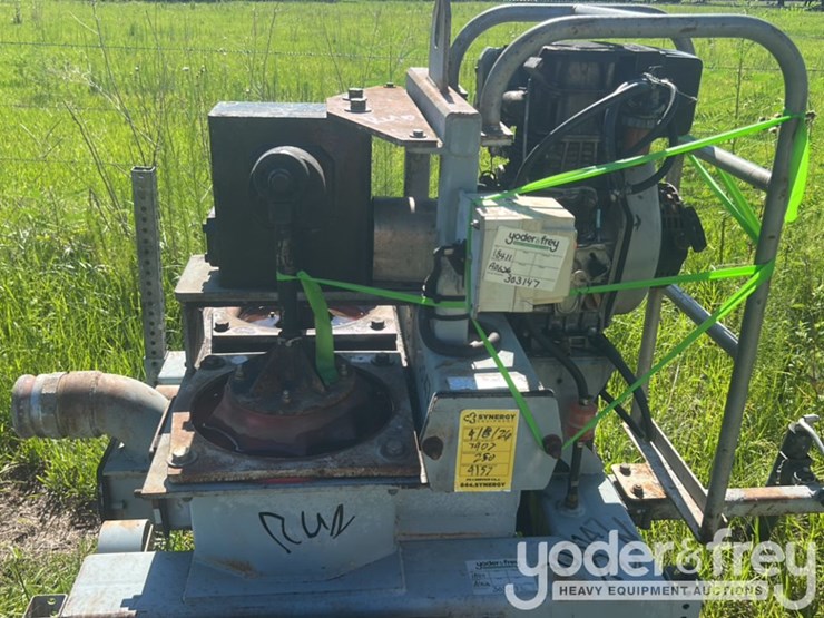 4"-dbl-diaphragm-dd-op-d-t-water-pump,-trailer-mounted-image-5