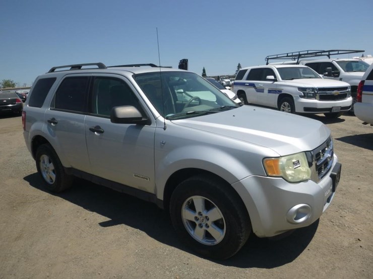 2008-ford-escape-image-2