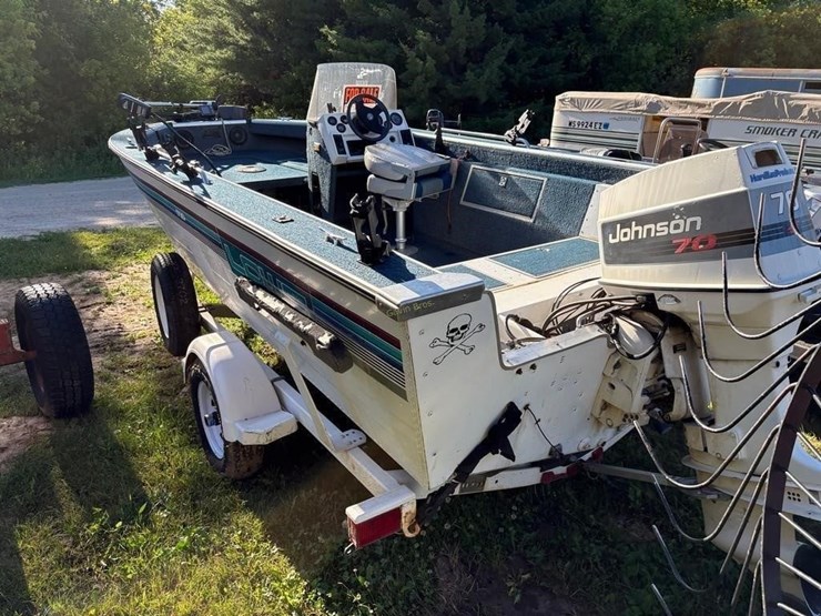 1994-lowe-1720-17'-aluminum-fishing-boat-image-5