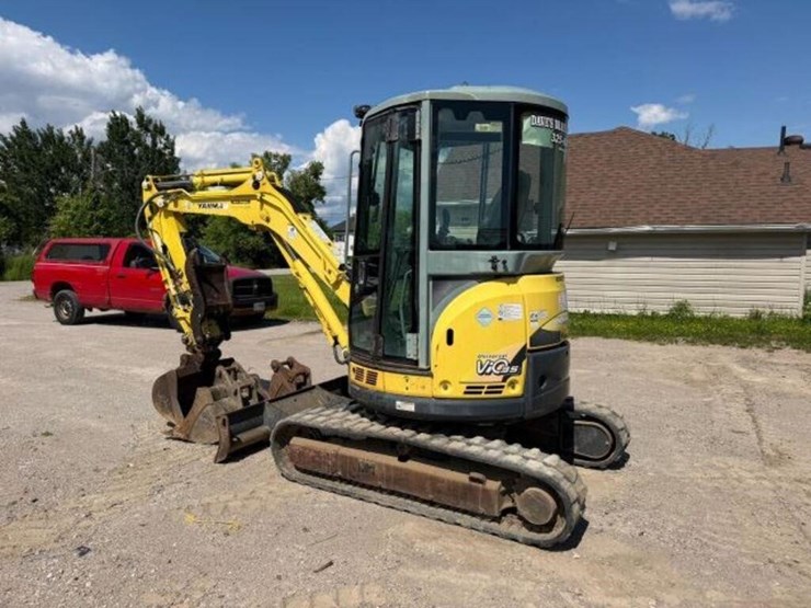 2008-yanmar-vio35-5b-image-5