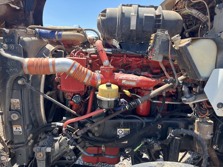 2012-kenworth-t800-image-11