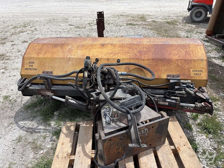 84in.-smith-challenger-hydraulic-rotary-broom-tractor-attachment-image-13