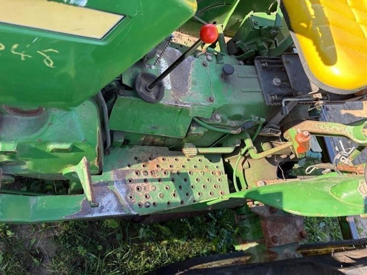 john-deere-2350-image-13