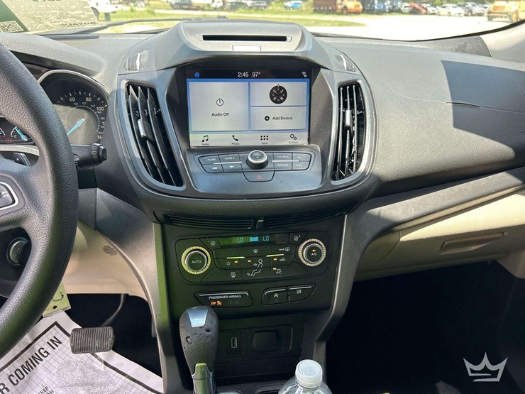 2017-ford-escape-image-14