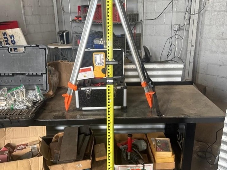 new-sklp-co.-rotary-laser-level-set-with-grade-pole-image-1