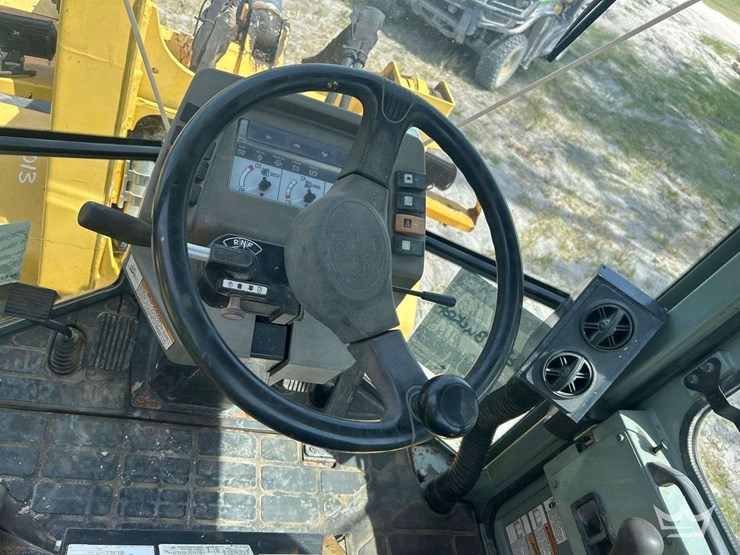 2012-yanmar-v4-6-image-11