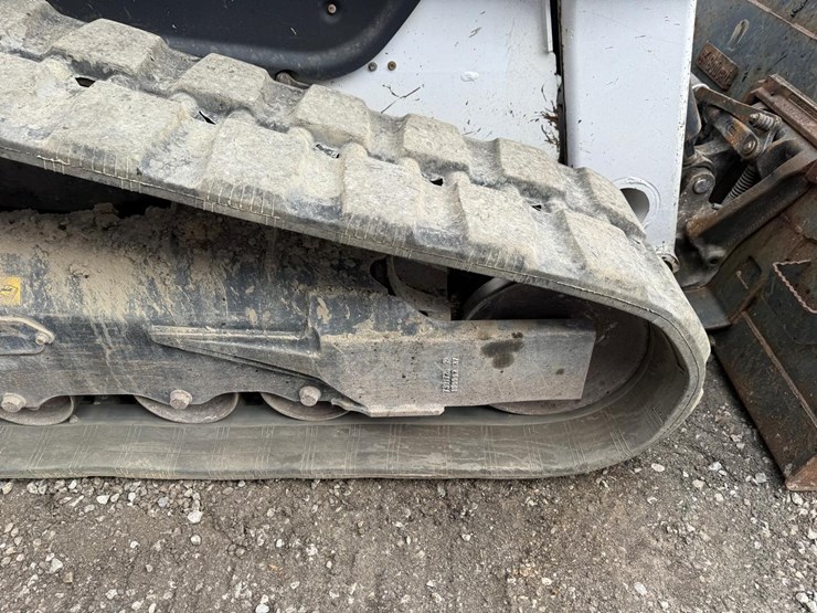 2020-bobcat-t76-image-15