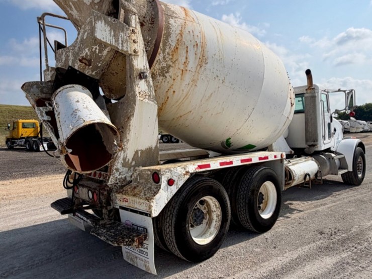 2006-peterbilt-357-image-7