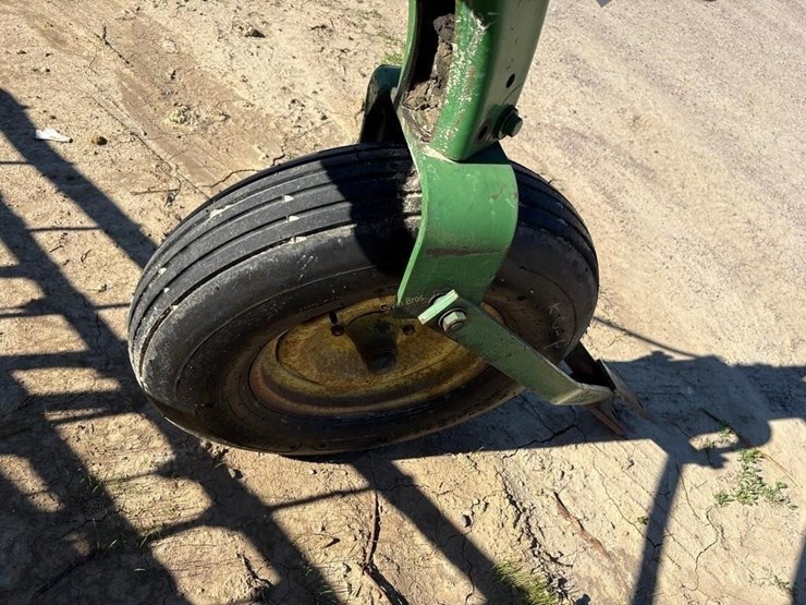 john-deere-roll-bar-rake-image-7