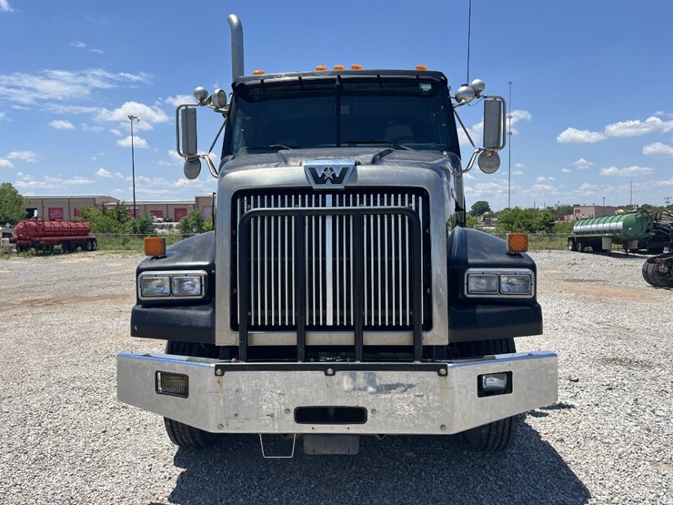 2012-western-star-4900-image-2