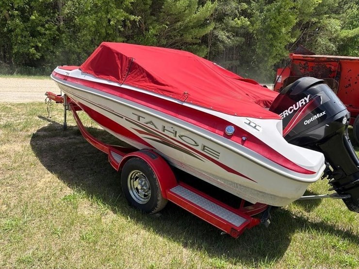 2004-tracker-tahoe-q3sf-fish/ski-boat-image-11